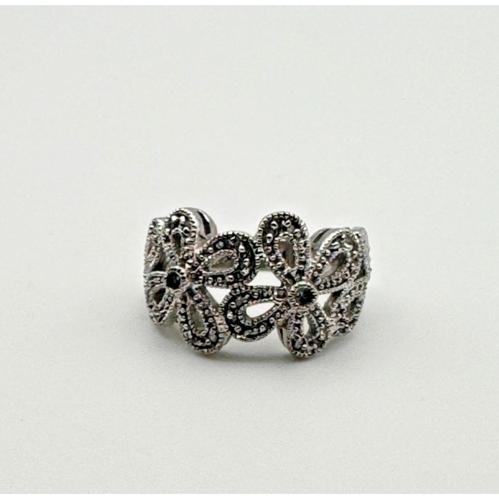 Vintage Lia Sophia Ring Abloom Retired Silver Tone Floral Size 7